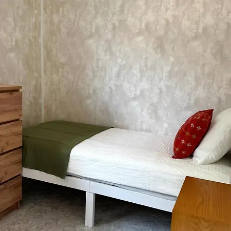 Enjoycatalunyaapartment1 *